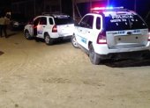 La Policía llegó hasta el recinto Guachapelí para investigar el doble crimen.