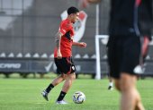 Kendry Páez en entrenamiento de River Plate.