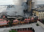 El incendio se ha extendido por varias horas.