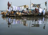La barriada flotante de Makoko, llamada "la Venecia de Nigeria", se considera el mayor asentamiento informal flotante del mundo.
