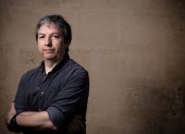 En el acta del jurado consta que David Toscana “ofrece una lectura simbólica, casi mítica, sobre la guerra, el poder y la resistencia”.