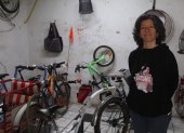 Areli Carreón tiene 30 años como activista para el uso de la bicicleta como medio de transporte en México, donde fundó la organización Bicitekas.