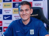 Jairo Vélez firmó con Alianza Lima luego de su salida de Universitario de Deportes.