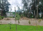 La creciente del río Yanuncay afectó a varias comunidades rurales y barrios de la zona urbana de Cuenca.