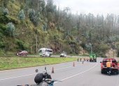 Tres carriles de la avenida Simón Bolívar se cerraron por trabajos en el sector de Guápulo, nororiente de Quito.