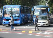 En Quito, desde mayo de 2021 se mantiene en 0,35 dólares la tarifa de bus urbano.