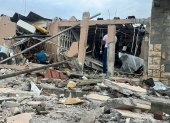 La vivienda quedó con severos daños estructurales tras la detonación registrada en el barrio Del Seguro, en Machala.
