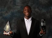 Moises Caicedo fue galardonado como mejor jugador de la temporada pasada en Chelsea FC.