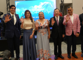Hugo Cañarte, Angélica Arias, Magaly Caicedo, Gao Zhenting, Sandro Castillo y Wang Bing.