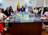 El presidente del CPCCS, Andrés Fantoni (c), convocó a los consejeros a la sesión virtual.