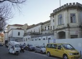 El Quartel da Graça, antiguo edificio militar abandonado en el centro de Lisboa, es símbolo de la gentrificación de la capital portuguesa por las obras para convertirlo en hotel de lujo.
