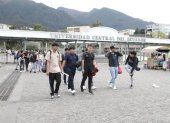 Facultad de Ciencias Médicas de la UCE detectó irregularidades en notas de 19 alumnos de Medicina.