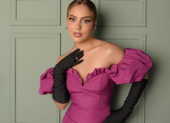 Nicole Pinilla es una influencer, presentadora y modelo ecuatoriana.