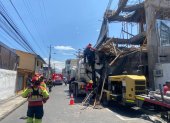 Colapso de loza en una obra en Tumbaco, en Quito, dejó cuatro obreros heridos y generó la movilización de equipos de emergencia.