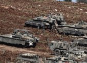 Tanques israelíes desplegados en un puesto militar a lo largo de la frontera con el Líbano, el 9 de marzo de 2026.