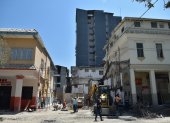 El edificio fue demolido y ahora se están realizando labores de reasfaltado en la zona.