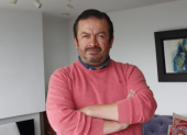 Fabricio Villamar fue concejal de Quito, cuando Augusto Barrera fue alcalde. También fue legislador.