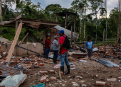 The New York Times reveló que el predio atacado era en realidad una granja lechera en la provincia de Sucumbíos.