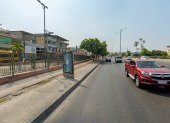 En este punto del carril de servicio de la avenida Narcisa de Jesús, en sentido Terminal Terrestre - Pascuales, se harán los trabajos de inspección de tuberías.