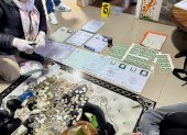 Un operativo ejecutado de forma simultánea en Pichincha, Imbabura y Manabí dejó como resultado la detención de diez personas