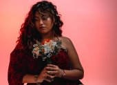El proyecto de Andy Abad combina canciones inéditas y versiones, con un enfoque que  reinterpreta la tradición folk con una mirada contemporánea.