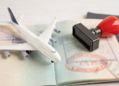 Referencial. La Visa Bond impone una fianza obligatoria a viajeros de ciertos países, según la nueva disposición estadounidense.