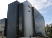 Fachada del Complejo Judicial Norte en Quito, en medio de las gestiones diplomáticas por el caso de Villavicencio.