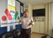 El dirigente y exasambleísta del PID, Arturo Moreno, en la sede del movimiento.