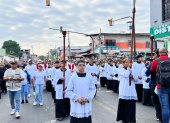 La procesión inició a las 07:00 desde el Santuario Cristo del Consuelo.