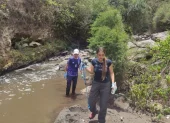 Expertos alertan que los ríos no solo están contaminados, sino que funcionan como reservorios de microorganismos con impacto sanitario.