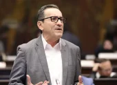 El asambleísta de Manabí, Fernando Cedeño, junto a otros tres legisladores manabitas pidieron información al Gobierno sobre el ataque de militares de EE. UU. a pescadores ecuatorianos.