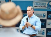 El viceprefecto del Guayas, Carlos Serrano, presentó su renuncia al cargo