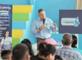 Carlos Serrano, viceprefecto del Guayas, renunció a su cargo.