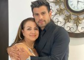 Nachita de Ruales con su hijo, el presentador Efraín Ruales.