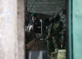 El operativo dejó 2 personas detenidas y mucha evidencia encontrada.