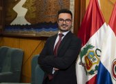 Fabián Pozo es abogado graduado por la Universidad del Azuay y máster en derecho por la Universidad de California en Berkeley.