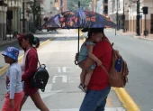 Guayaquil soporta calor extremo con sensación térmica de hasta 40°C.