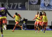 Los jugadores de Aucas celebran uno de los dos tantos con los que vencieron a Emelec por la octava fecha de la LigaPro.