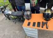 Operativo policial en el norte de Quito permitió frustrar un presunto secuestro extorsivo en un patio de vehículos.