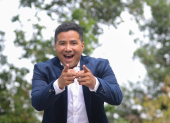 Henry Bustamante tiene 20 años en Ecuavisa.
