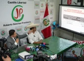 El candidato a la Presidencia de Perú por el partido Juntos por el Perú, Roberto Sánchez en una rueda de prensa este jueves, en Lima (Perú).