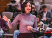 Claudia Díaz Acosta es la secretaria de Movilidad de Bogotá; es experta en seguridad vial; habla de educar, transformar las vías para evitar la velocidad y de controlar y sancionar.