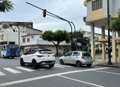 Varias líneas de buses serán desviadas en la calle Los Ríos, en el centro sur de Guayaquil.