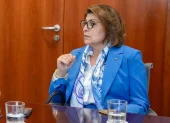 Wilma Andrade, embajadora de Ecuador en España, explica el alcance de la regularización masiva.