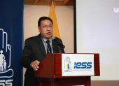 Jaime Bernabé asume el Ministerio de Salud tras breve paso por el IESS