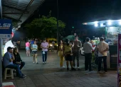 Los negocios de comida rápida nocturnos entre los  que serán afectados económicamente por el nuevo toque de queda