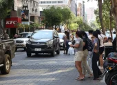 En Guayaquil, ciudadanos dicen que toque de queda no reduce inseguridad y delito se mantiene.