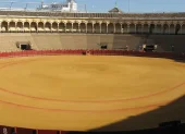 El arte de Morante estremeció la plaza de toros de Sevilla.