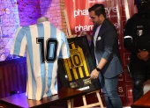 La Expogol presenta reliquias del fútbol nacional y Mundial. Juan Pablo Béjar es el dueño de la colección.