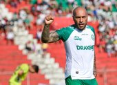 César Espínola, delantero paraguayo, es uno de los más experimentados en Liga de Portoviejo.